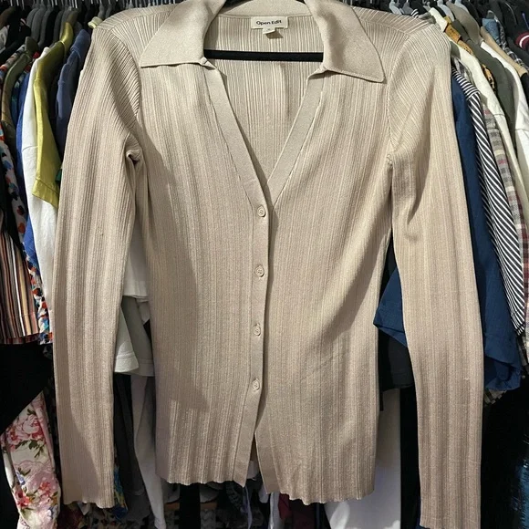 Open Edit Johnny Collard Ribbed Cardigan🥯 - Picture 4 of 11